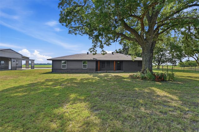 16082 US Highway 377, Whitesboro, TX 76273