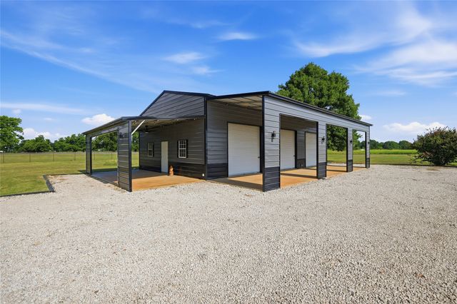 16082 US Highway 377, Whitesboro, TX 76273