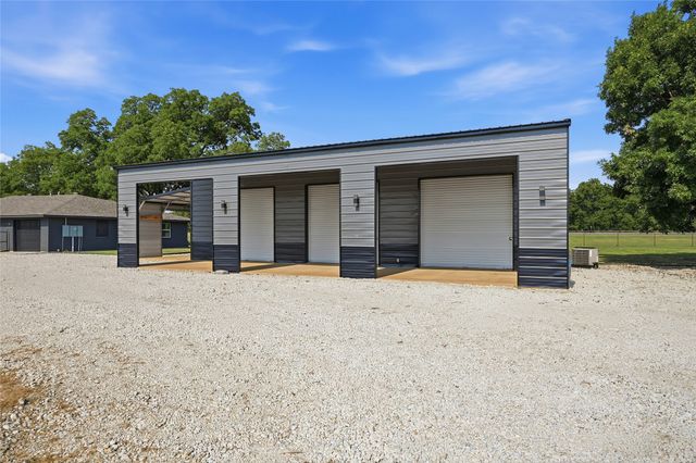 16082 US Highway 377, Whitesboro, TX 76273