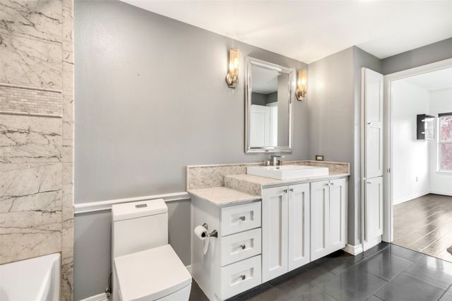 330 Las Colinas Boulevard E 422, Irving, TX 75039