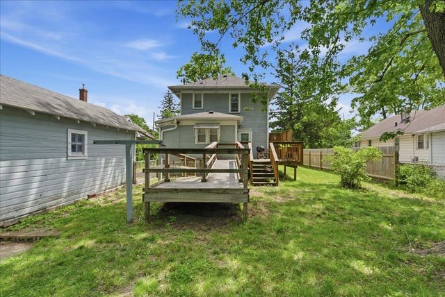 2227 E 4th Street, Waterloo, IA 50703