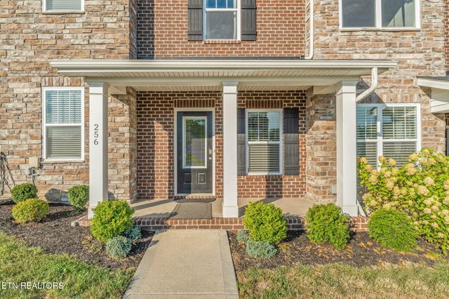 256 Broadberry Ave, Oak Ridge, TN 37830