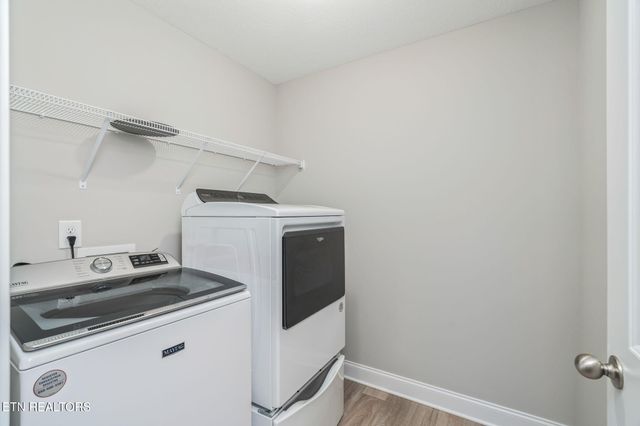 256 Broadberry Ave, Oak Ridge, TN 37830