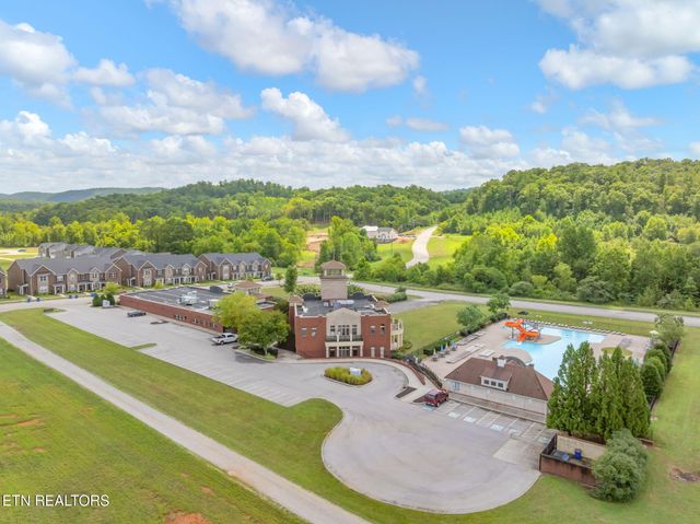 256 Broadberry Ave, Oak Ridge, TN 37830
