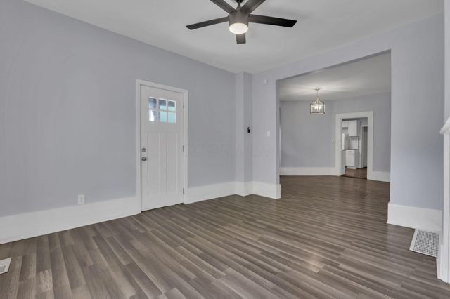 57 Wisconsin, Columbus, OH 43222