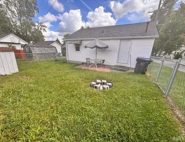 108 S Oak Street, Columbia City, IN 46725