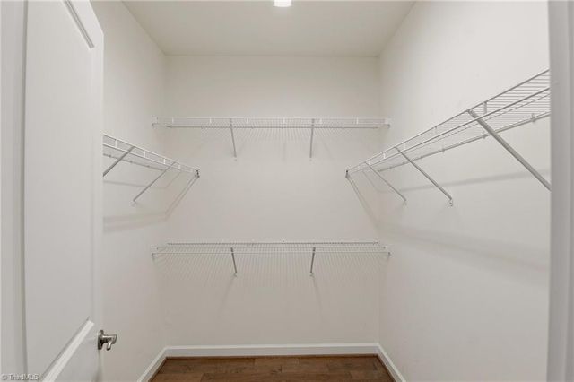 2438 Albemarle Court, Winston-salem, NC 27106