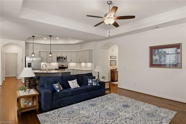 2438 Albemarle Court, Winston-salem, NC 27106