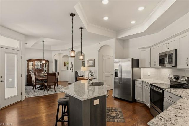 2438 Albemarle Court, Winston-salem, NC 27106