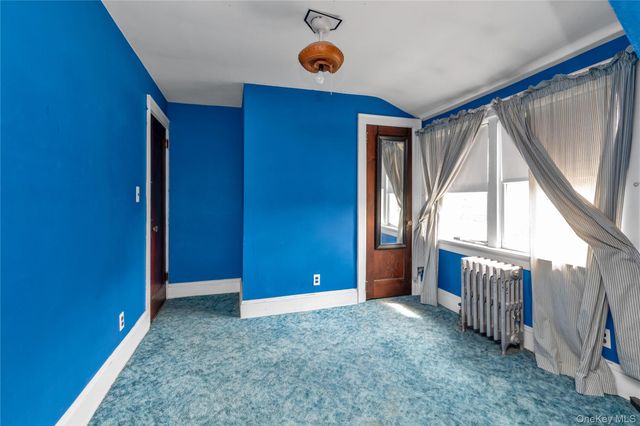 70 Lyon Place, Lynbrook, NY 11563