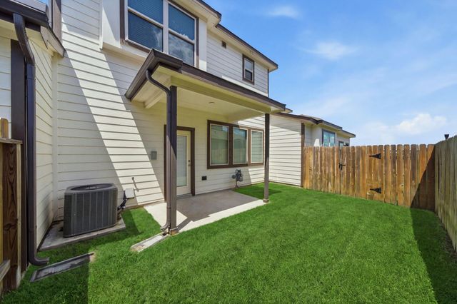 7116 Elgin Street, Pearland, TX 77584