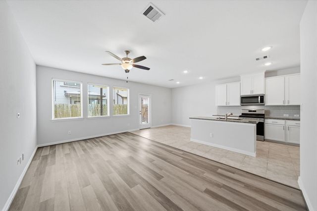 7116 Elgin Street, Pearland, TX 77584