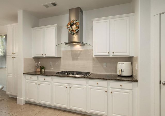 3541 Bloomfield Lane, Clovis, CA 93619