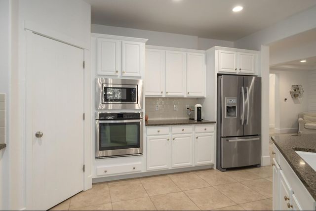 3541 Bloomfield Lane, Clovis, CA 93619