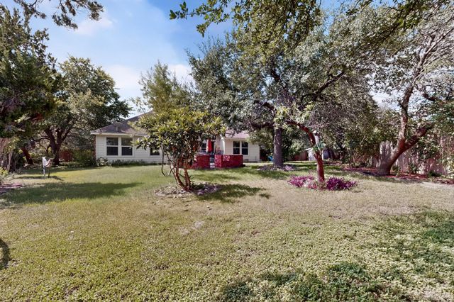 2400 White Stallion WAY, Leander, TX 78641