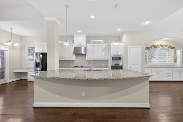 421 Fenceline Drive, Argyle, TX 76226