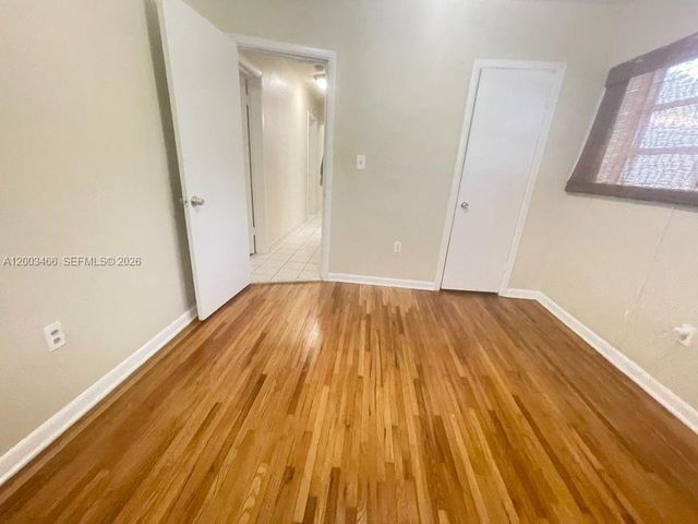 1556 San Benito Ave 1556, Coral Gables, FL 33134