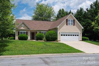 395 Running Briar Road, Fletcher, NC 28732