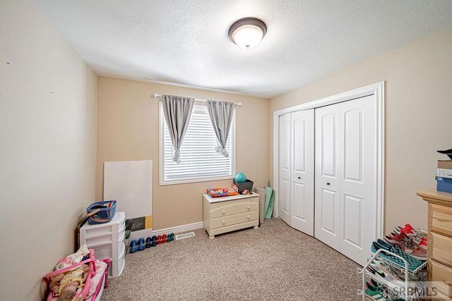 352 N Kimberly Drive, Idaho Falls, ID 83401