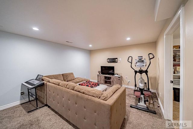 352 N Kimberly Drive, Idaho Falls, ID 83401