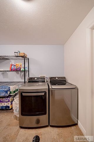 352 N Kimberly Drive, Idaho Falls, ID 83401