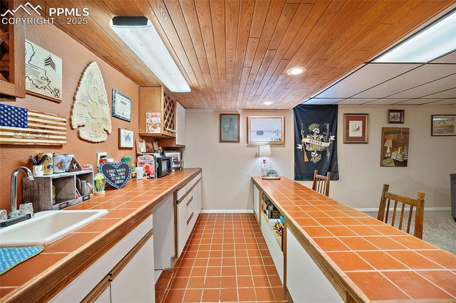 650 E Woodleaf Drive, Pueblo, CO 81007