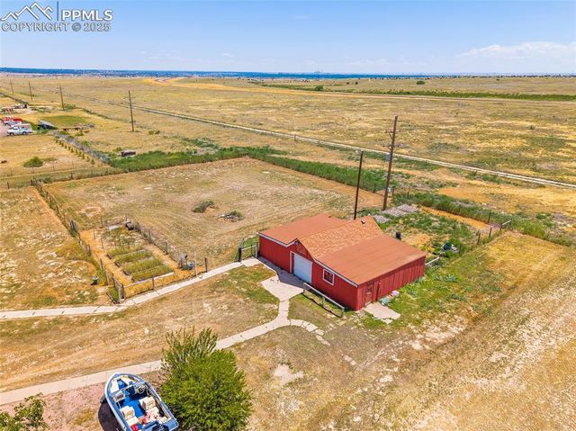 650 E Woodleaf Drive, Pueblo, CO 81007