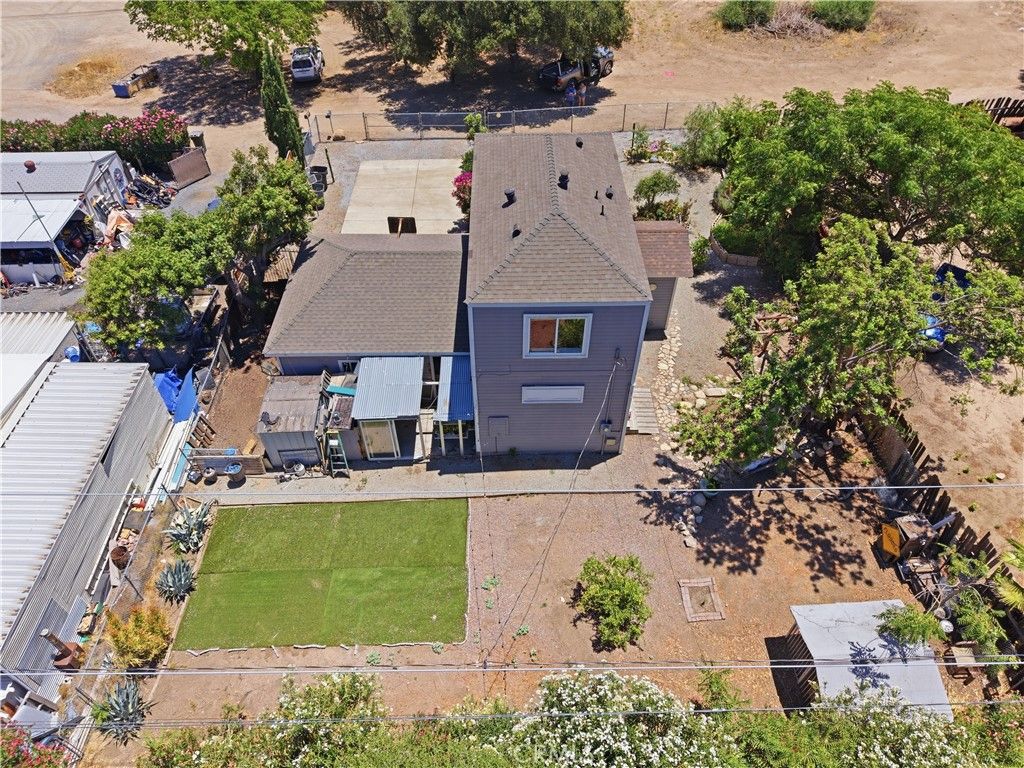 Image 24 of property listing at 18645 Grand, Lake Elsinore, CA 92530