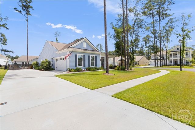 12 McRorrie Drive, Richmond Hill, GA 31324