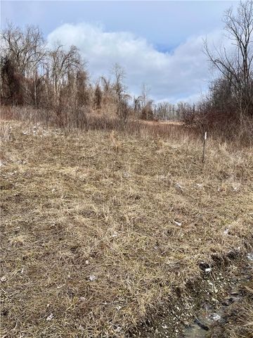 357 S California Drive, W Pike Run Twp, PA 15423