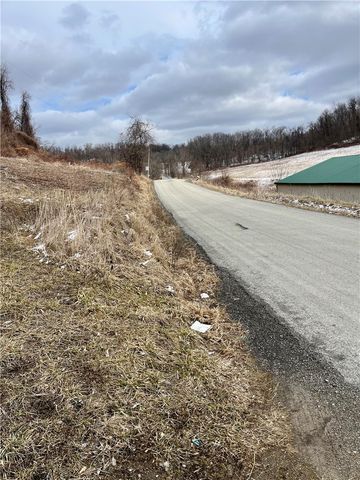 357 S California Drive, W Pike Run Twp, PA 15423