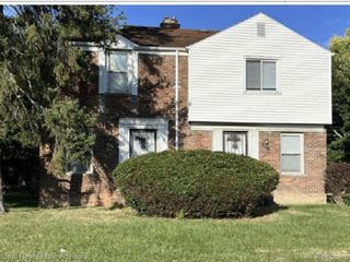 9119 Mettetal Street, Detroit, MI 48228