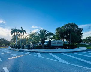 1101 RIVER REACH Drive 215, Fort Lauderdale, FL 33315