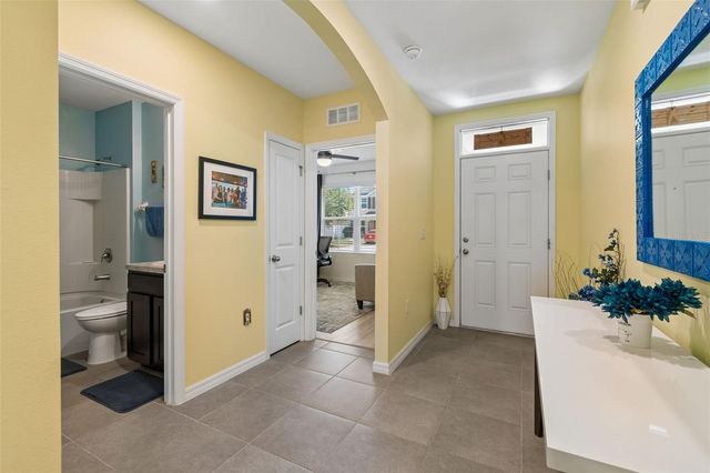 11913 LEDBURY COMMONS DRIVE, Gibsonton, FL 33534