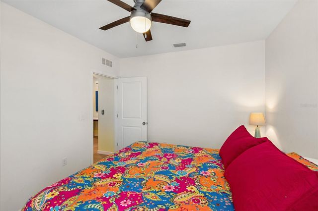 11913 LEDBURY COMMONS DRIVE, Gibsonton, FL 33534