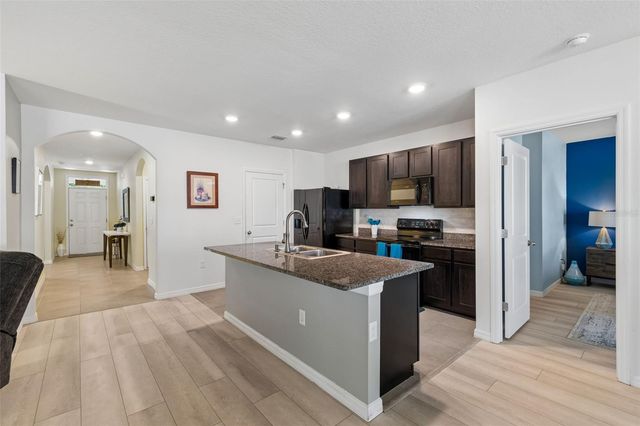 11913 LEDBURY COMMONS DRIVE, Gibsonton, FL 33534