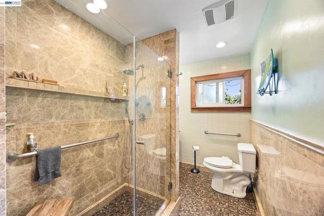 357 Perkins Dr, San Lorenzo, CA 94541