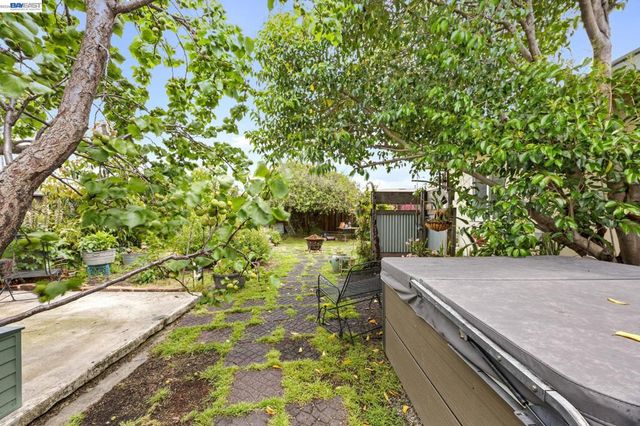 357 Perkins Dr, San Lorenzo, CA 94541
