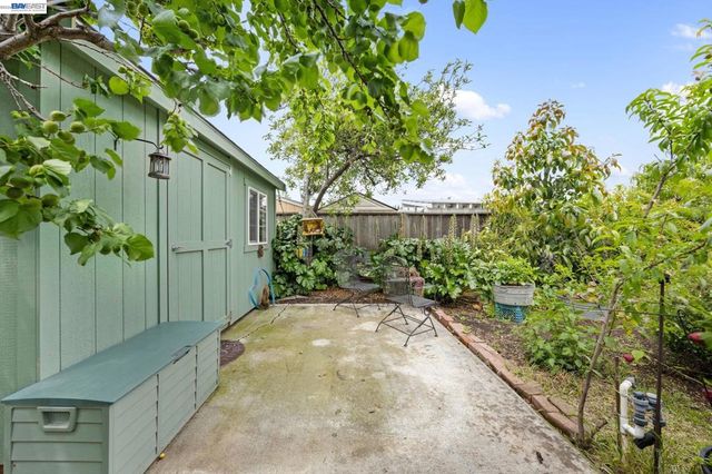 357 Perkins Dr, San Lorenzo, CA 94541