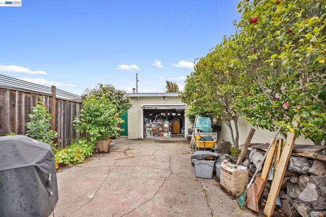 357 Perkins Dr, San Lorenzo, CA 94541