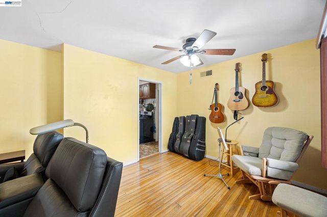 357 Perkins Dr, San Lorenzo, CA 94541