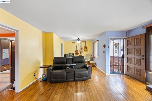 357 Perkins Dr, San Lorenzo, CA 94541