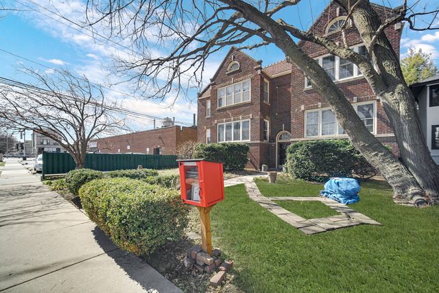 431 S East Avenue 1N, Oak Park, IL 60302