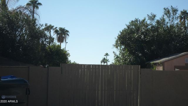 6935 E HEARN Road, Scottsdale, AZ 85254