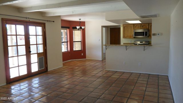 6935 E HEARN Road, Scottsdale, AZ 85254