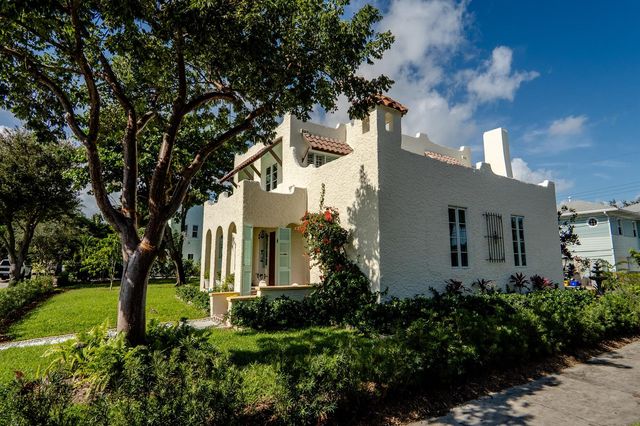 302 Fordham Drive, Lake Worth Beach, FL 33460