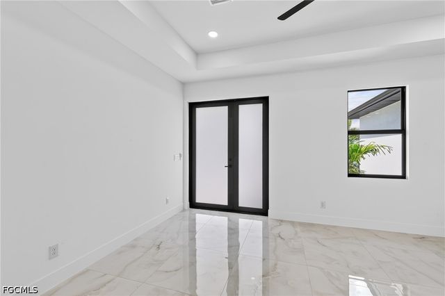 1003 Kismet PKWY W, Cape Coral, FL 33993
