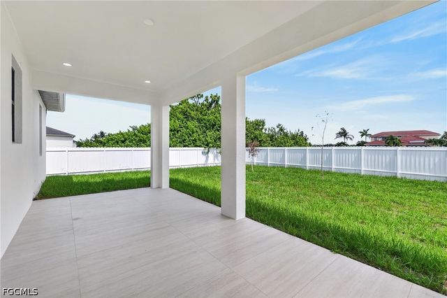 1003 Kismet PKWY W, Cape Coral, FL 33993