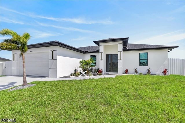 1003 Kismet PKWY W, Cape Coral, FL 33993