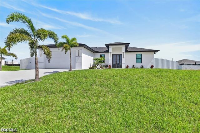 1003 Kismet PKWY W, Cape Coral, FL 33993